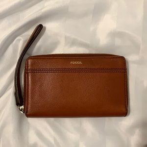 Fossil leather wristlet